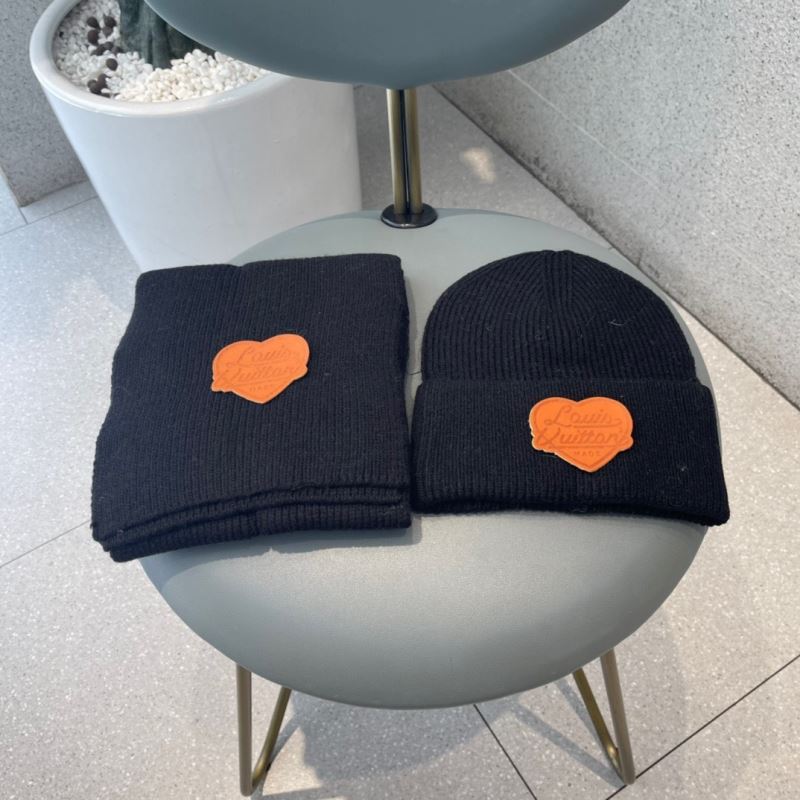 Louis Vuitton Caps Scarfs